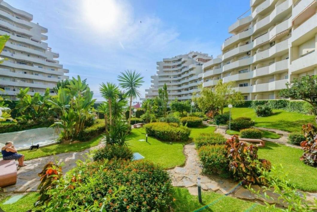Benalbeach Smart Suite Бенальмадена Екстер'єр фото